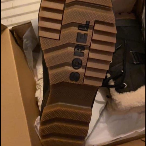Brand new never used Sorel winter boots size 8.5 womens! - Picture 3 of 3